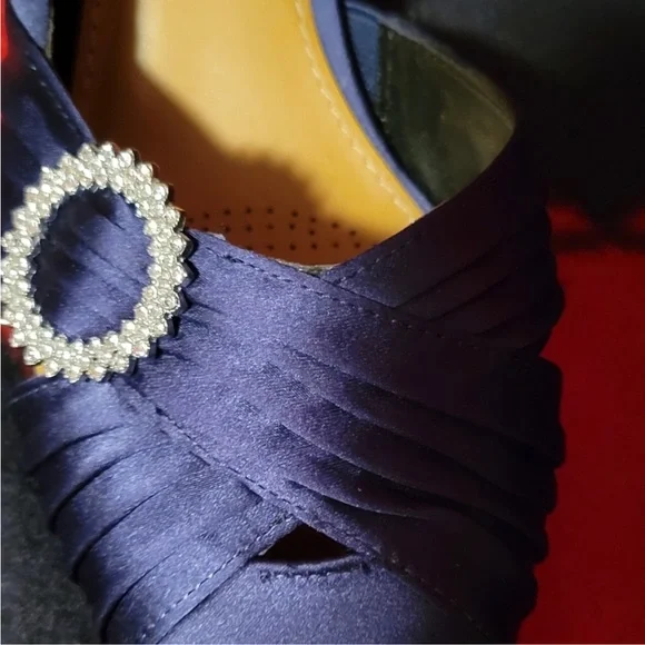 Comfort View Blue Satin D’ Orsay Pumps Size 8.5 Wide - Picture 6 of 7